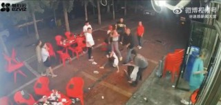 抖音视频:澳门六开彩资料免费大全今天-河北男子遭多人霸凌下跪 警方通报