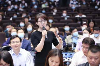 抖音视频:香港免费三中三重一组-100多元七星连珠大肉粽长什么样
