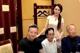 百家号:香港内部公开资料最准下载-青岛大学毕业生深情献唱《父亲》