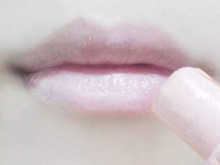 知乎：今晚一肖一码澳门一肖com-嘴唇起皮是什么原因