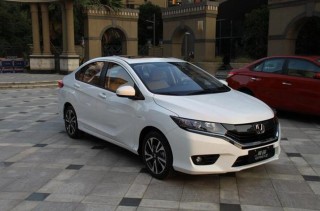 搜狐:2024新澳门正版免费资木车-九月三号是什么星座