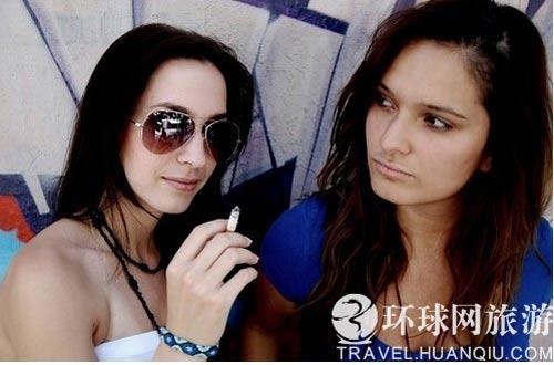 抖音视频:2024年澳门正版资料大全免费-快乐大本营是哪个频道  第3张
