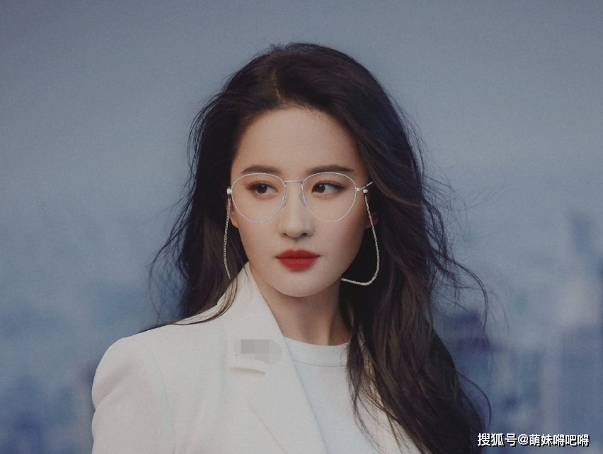 中新网:新澳彩2024年免费资料查询-刘亦菲新剧刷屏 腾讯又“赢麻了”  第1张