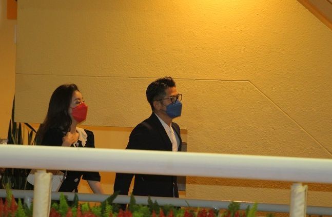 知乎：香港二四六开奖免费资料唯美图库-用女生视角解读深蓝G318  第1张