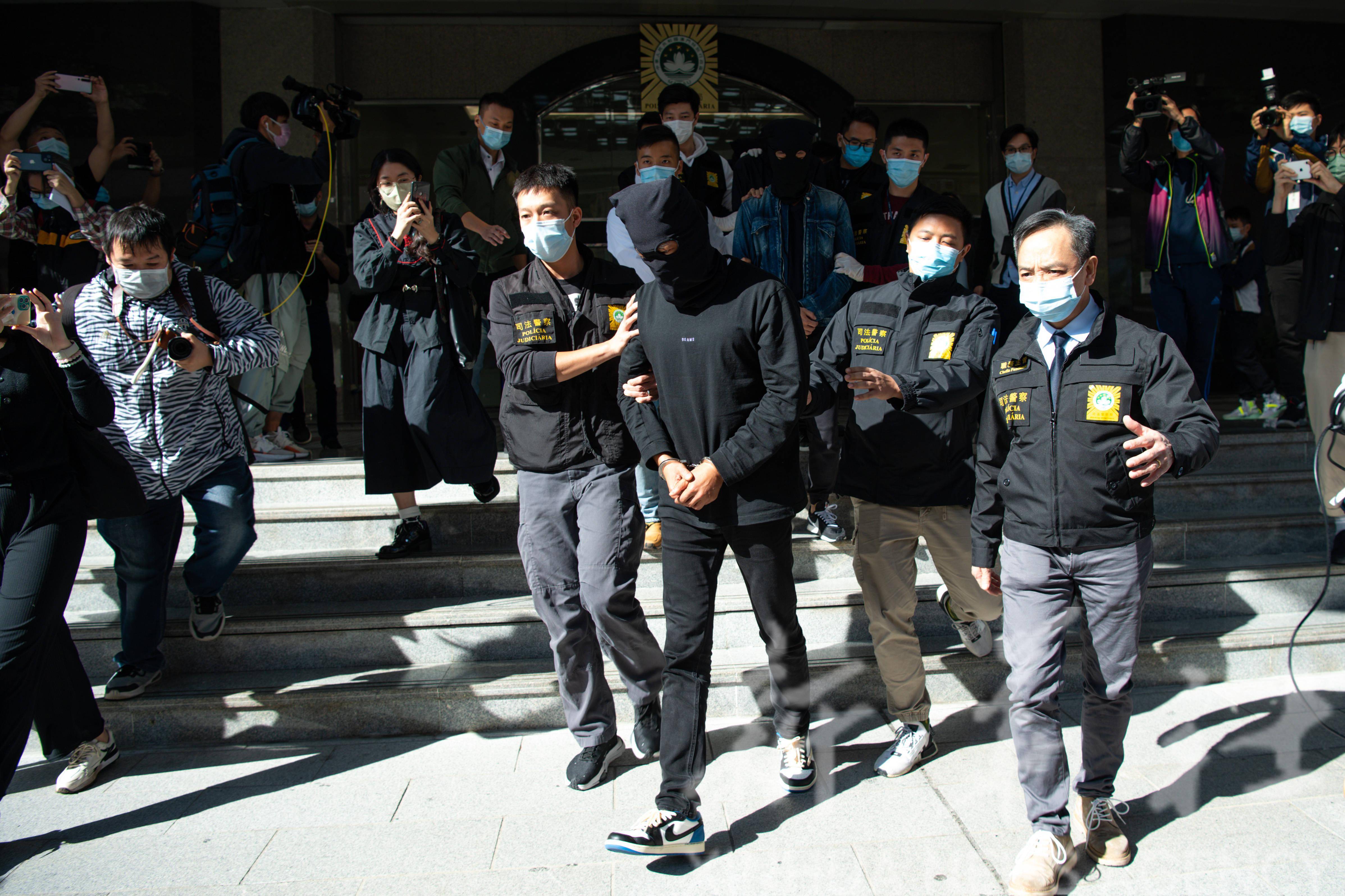 中新网:澳门天天最准最快资料-5岁男童被轮滑教练打伤 警方介入  第2张