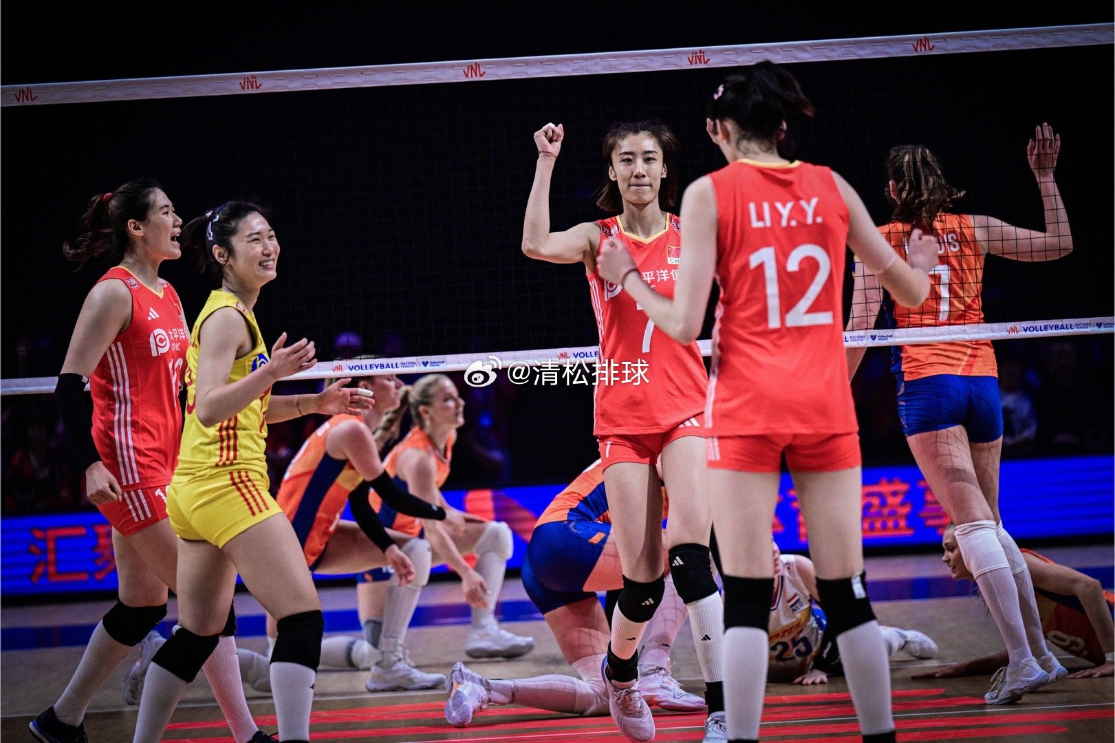 抖音视频:香港一肖一码公开免费资料-中国女排4连胜  第3张
