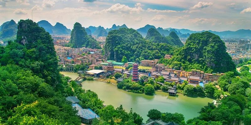 百度平台:2024新澳门正版免费资料-暴雨之下桂林知名景区情况如何  第2张