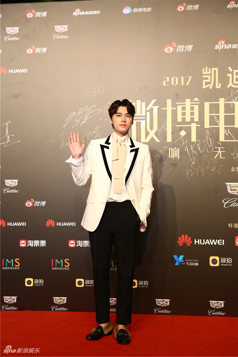微博订阅:马会香港7777788888-李易峰是哪个经纪公司的  第1张