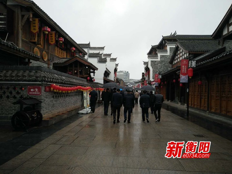 抖音视频:新澳好彩免费资料查询-湖南常德：古镇何以成“空城”  第3张