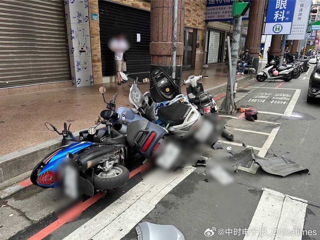 微博:澳门马场资料最准一码-机车网红疯子哥车祸去世  第2张