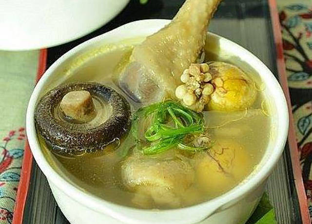 腾讯：澳门彩正版资料网站-炖鸡汤放什么调料  第2张