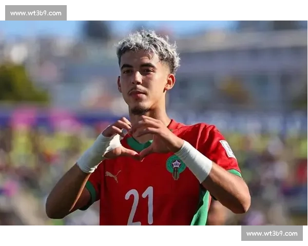 半场战报：美国 U20 1-1 摩洛哥 U20 扎比里破门坎贝尔点射救主