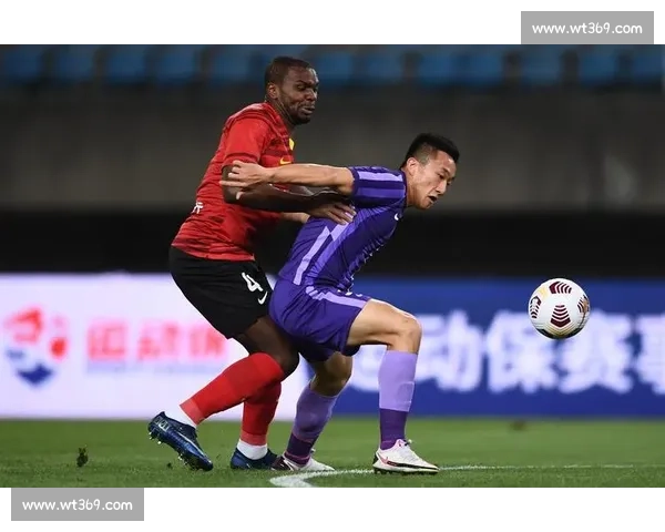 津门虎 2-2 亚泰:4 外援对决 + 乌龙大战,谭龙替补难救主 津门虎 2-2 亚泰:4 外援对决 + 乌龙大战,谭龙替补难救主