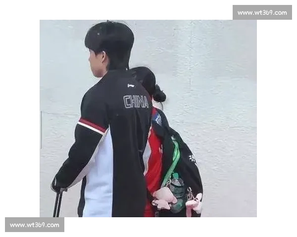 国乒慎出!印度亚锦赛场外黄泥垃圾围堵三蹦子乱窜 国乒慎出!印度亚锦赛场外黄泥垃圾围堵三蹦子乱窜